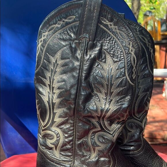 Tony Lama Black Leather Cowboy Boots with Embroidered Design Style 6904 Size 9 D - Picture 6 of 16